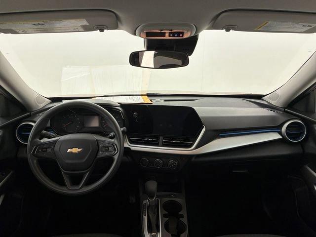 used 2024 Chevrolet Trax car, priced at $19,406