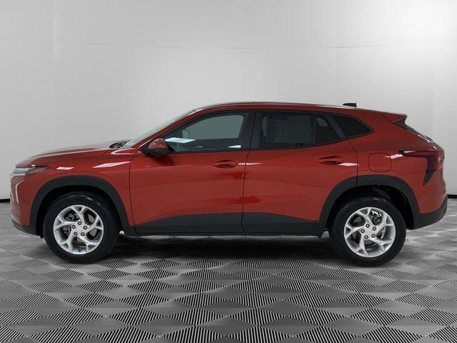 used 2024 Chevrolet Trax car, priced at $19,406