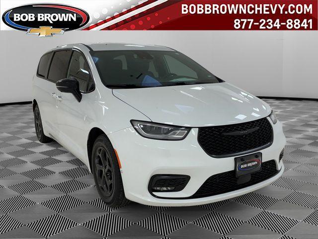 used 2024 Chrysler Pacifica Hybrid car, priced at $27,478
