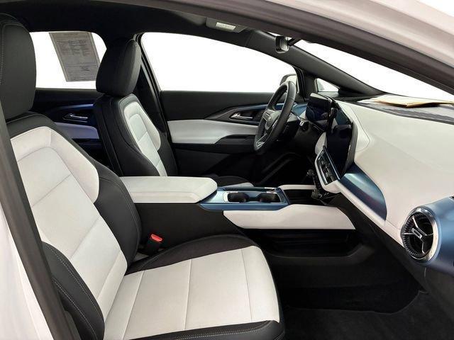 used 2025 Chevrolet Equinox EV car, priced at $28,046