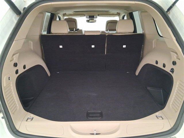 used 2021 Jeep Grand Cherokee car, priced at $21,774