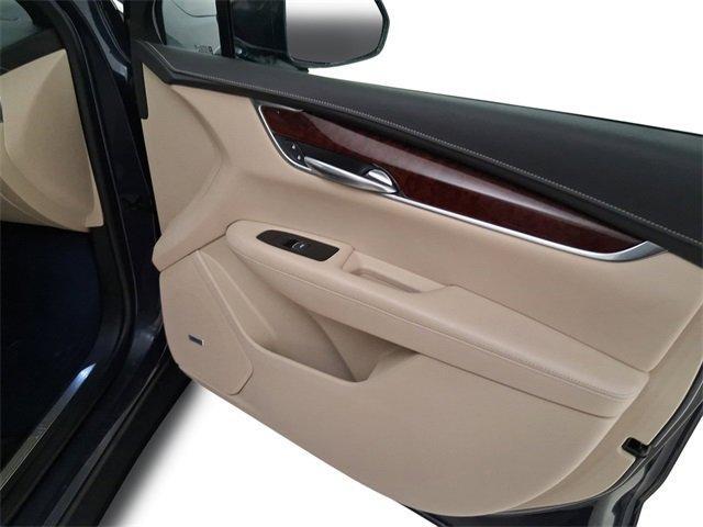 used 2019 Cadillac XT5 car, priced at $22,430