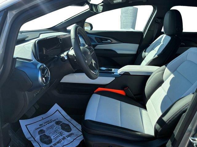 new 2026 Chevrolet Equinox EV car, priced at $33,395