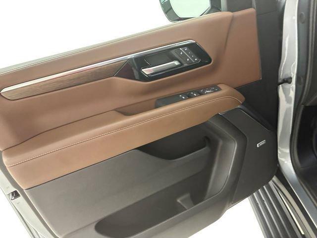 used 2025 Chevrolet Suburban car, priced at $80,543