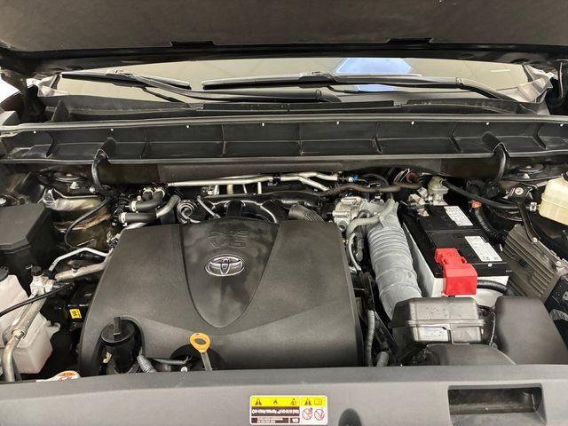 used 2022 Toyota Highlander car, priced at $40,366