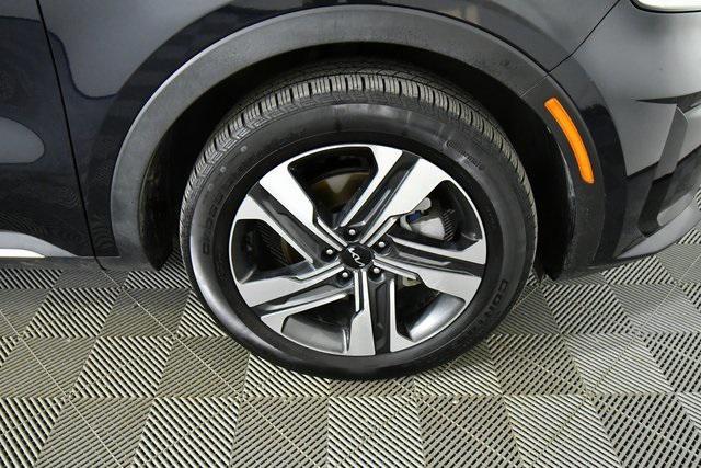 used 2024 Kia Sorento Hybrid car, priced at $31,491