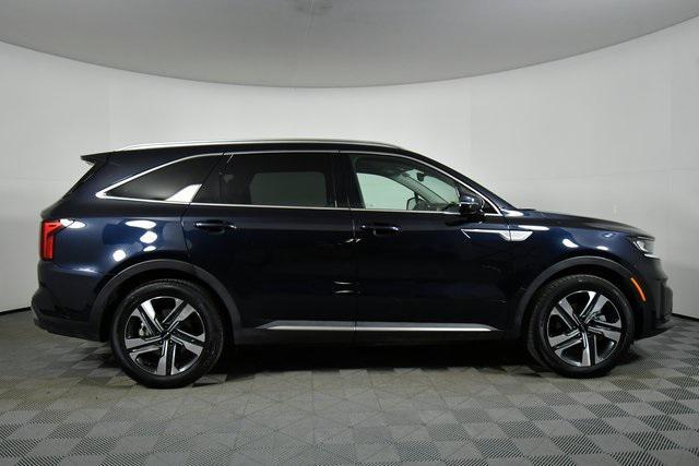 used 2024 Kia Sorento Hybrid car, priced at $31,491