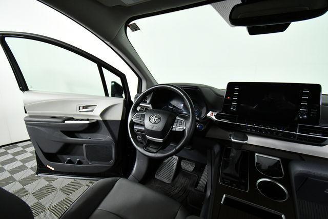 used 2023 Toyota Sienna car, priced at $40,490