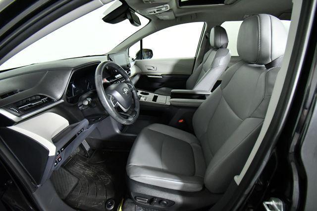 used 2023 Toyota Sienna car, priced at $40,490