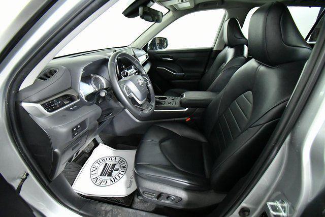 used 2023 Toyota Highlander car, priced at $36,990