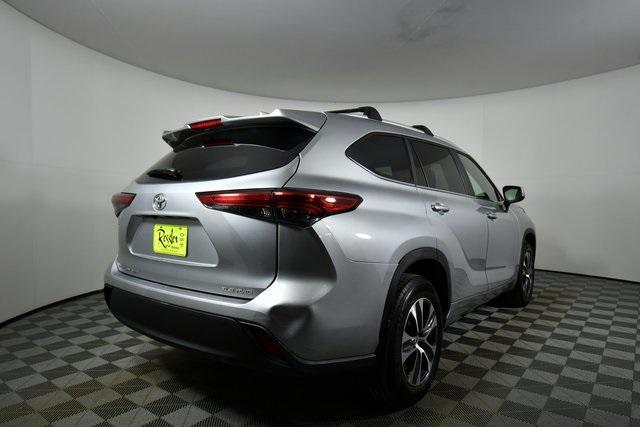 used 2023 Toyota Highlander car, priced at $36,990