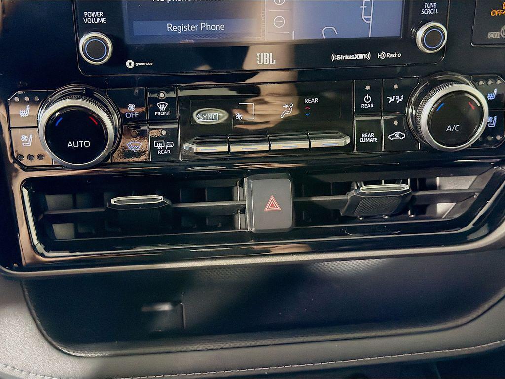 used 2022 Toyota Highlander car, priced at $33,990