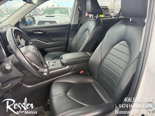 used 2023 Toyota Highlander car, priced at $37,490