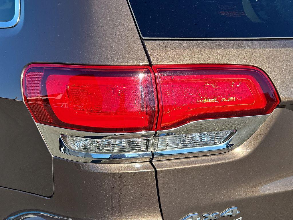 used 2021 Jeep Grand Cherokee car, priced at $19,500