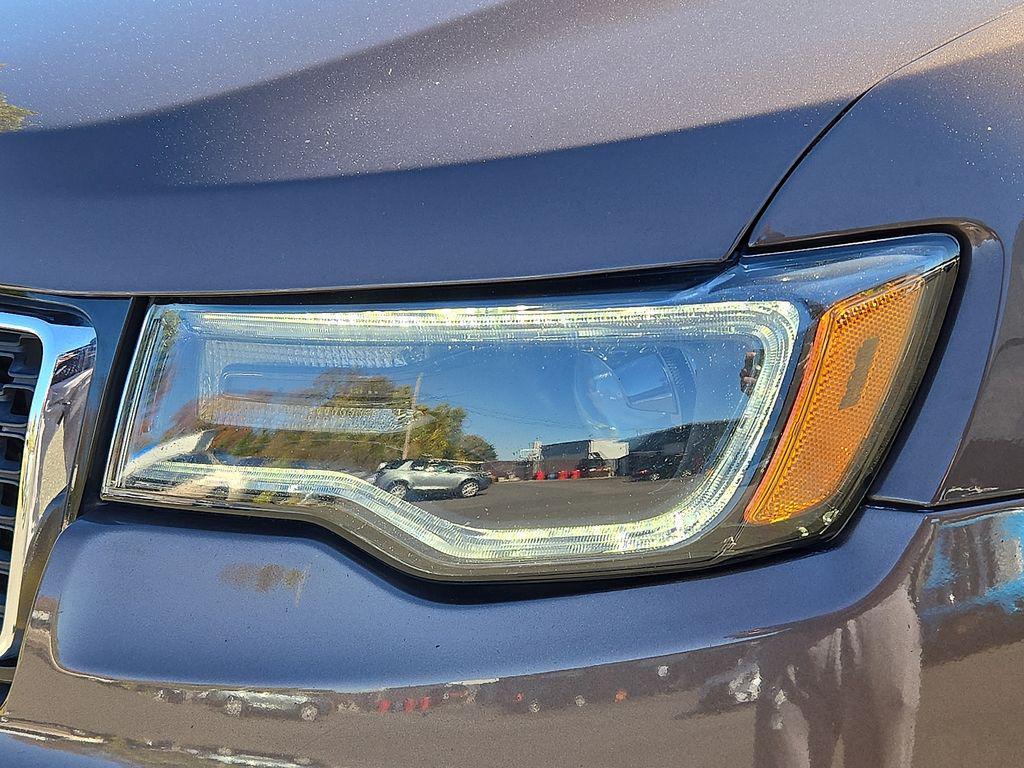 used 2021 Jeep Grand Cherokee car, priced at $19,500