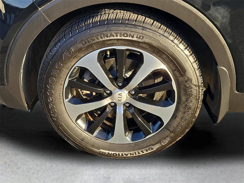 used 2017 Kia Sorento car, priced at $13,977