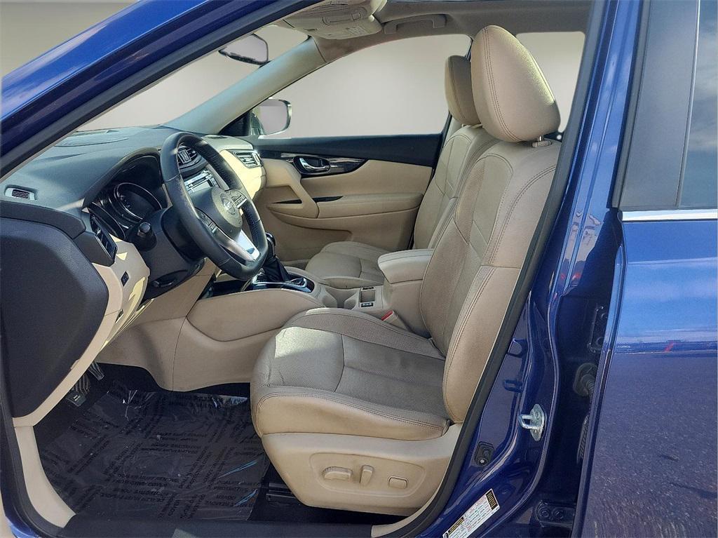 used 2018 Nissan Rogue car, priced at $11,977