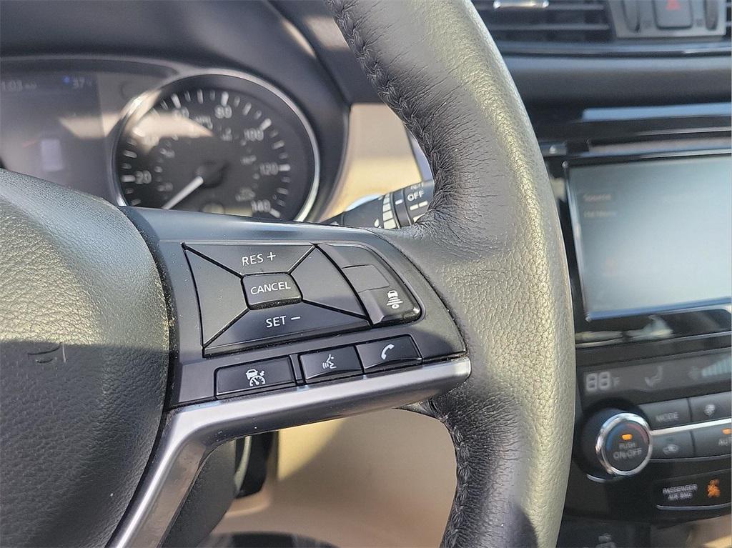 used 2018 Nissan Rogue car, priced at $11,977