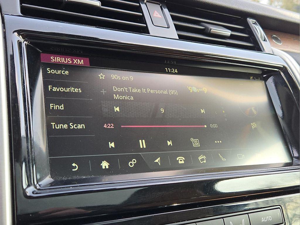 used 2019 Land Rover Discovery car, priced at $22,977