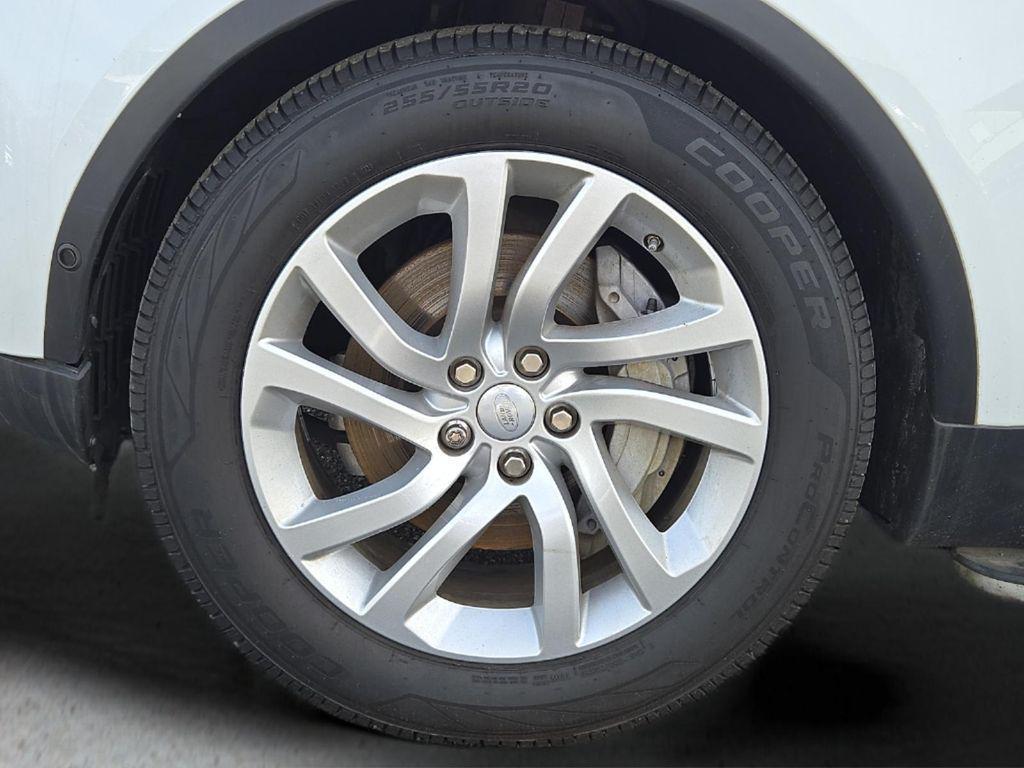 used 2019 Land Rover Discovery car, priced at $22,977