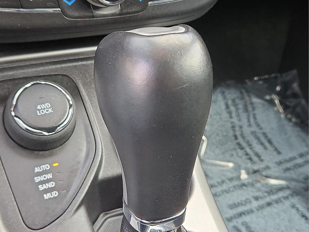 used 2019 Jeep Compass car, priced at $12,977