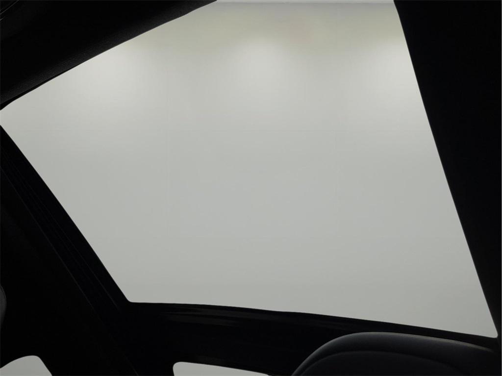 used 2020 Jeep Cherokee car, priced at $16,977