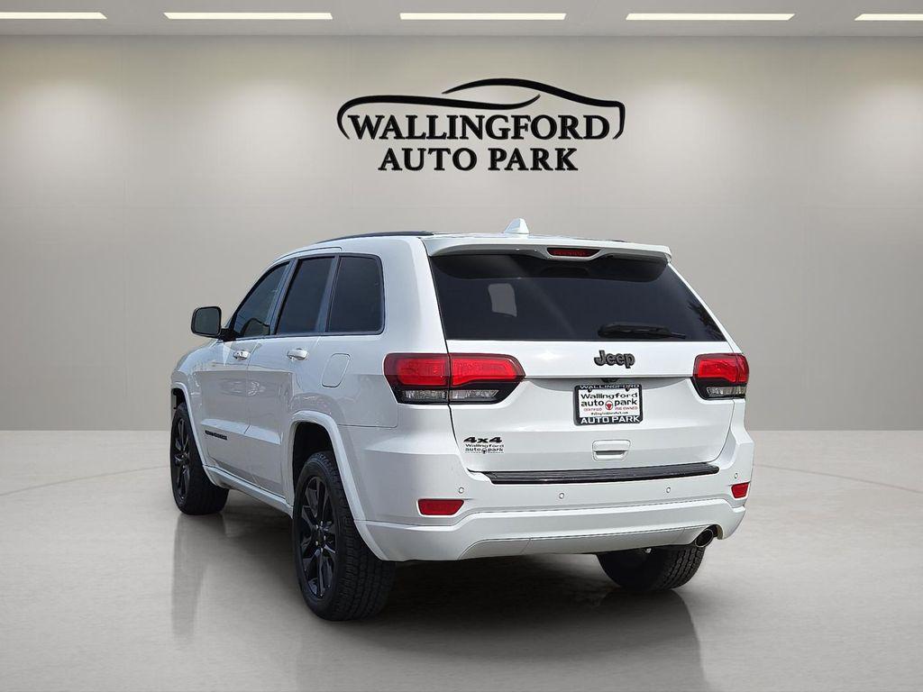 used 2017 Jeep Grand Cherokee car, priced at $13,477