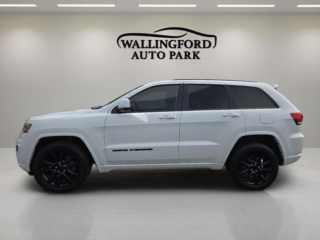used 2017 Jeep Grand Cherokee car, priced at $13,477