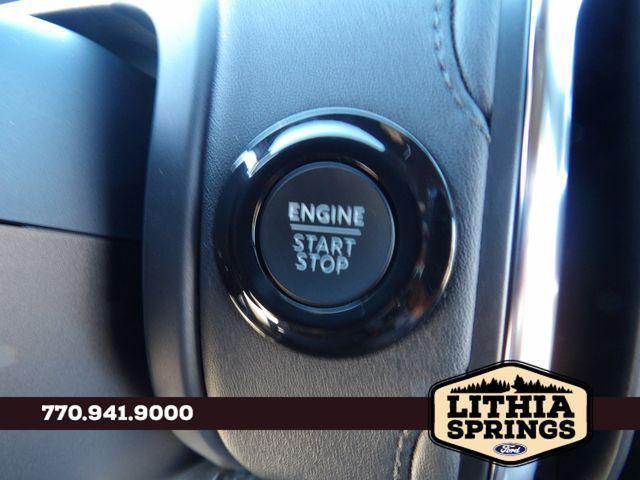 new 2025 Ford Expedition car, priced at $79,966