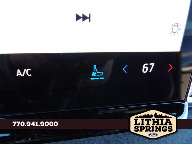 new 2025 Ford Expedition car, priced at $79,966