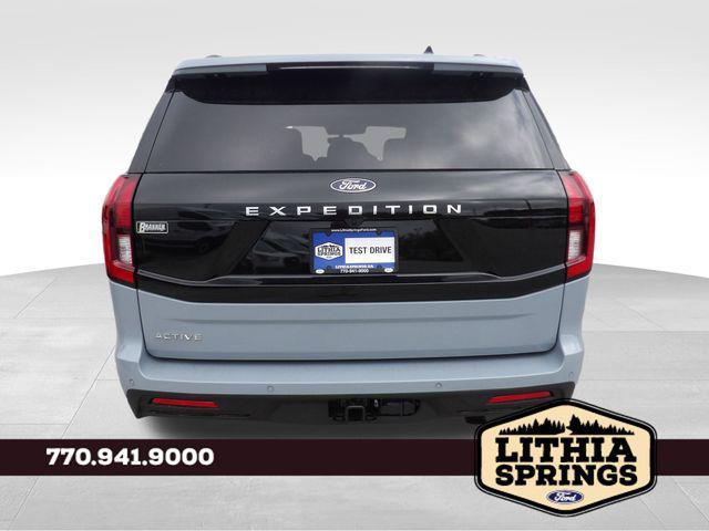 new 2025 Ford Expedition car, priced at $67,180