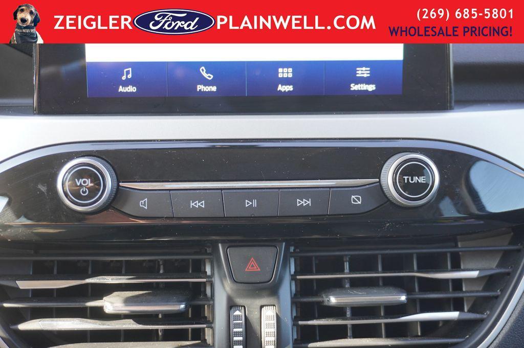 used 2021 Ford Escape car, priced at $15,500