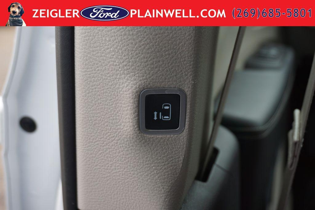 used 2024 Chrysler Pacifica car, priced at $29,494