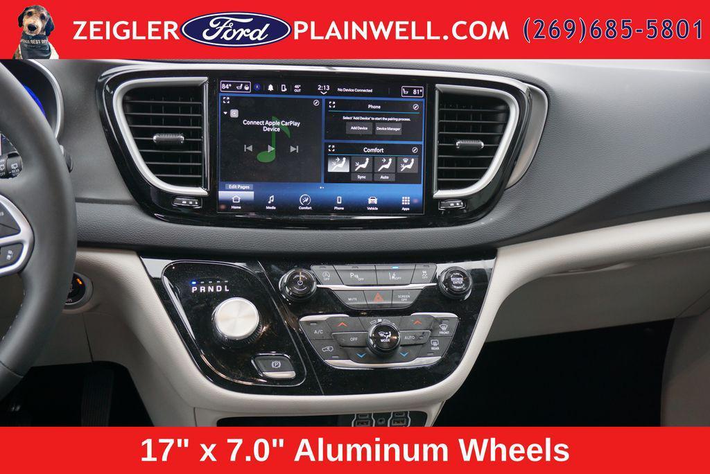 used 2024 Chrysler Pacifica car, priced at $29,494