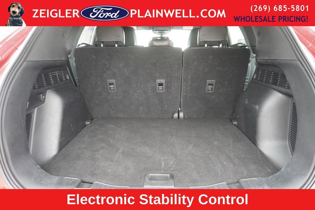 used 2024 Ford Escape car, priced at $19,990