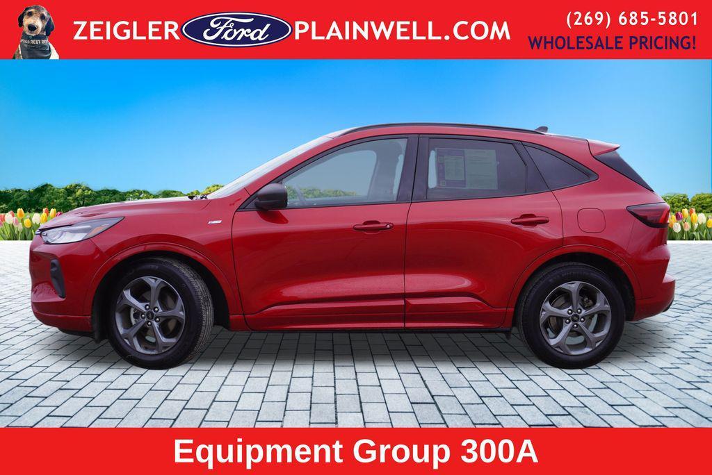used 2024 Ford Escape car, priced at $19,990