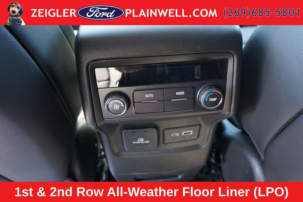 used 2023 GMC Acadia car, priced at $32,124