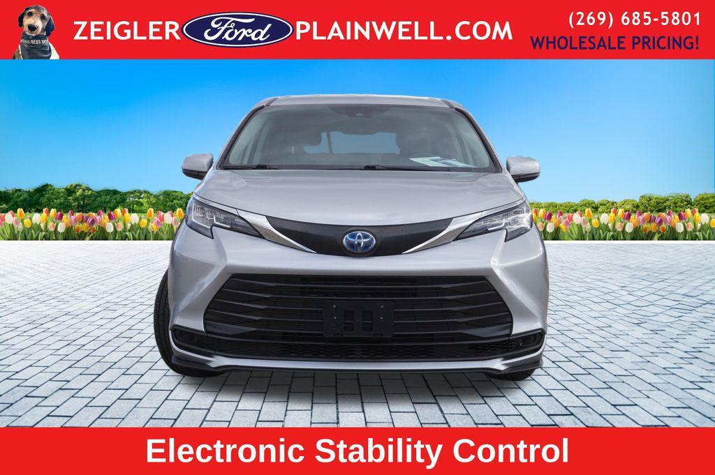 used 2021 Toyota Sienna car, priced at $26,990