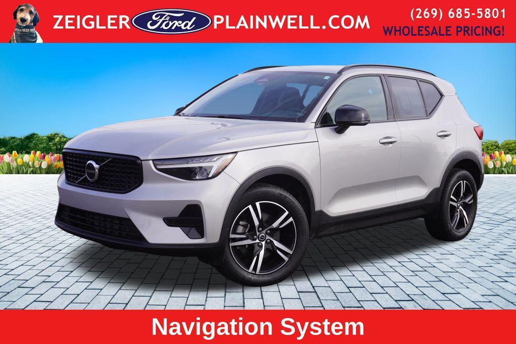 used 2024 Volvo XC40 car, priced at $25,999