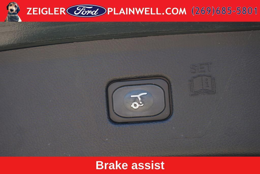 used 2023 Ford Edge car, priced at $24,004