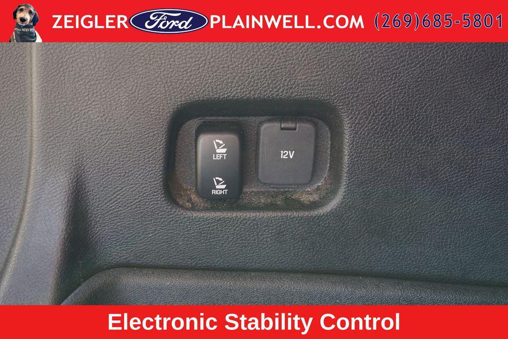 used 2023 Ford Edge car, priced at $24,004