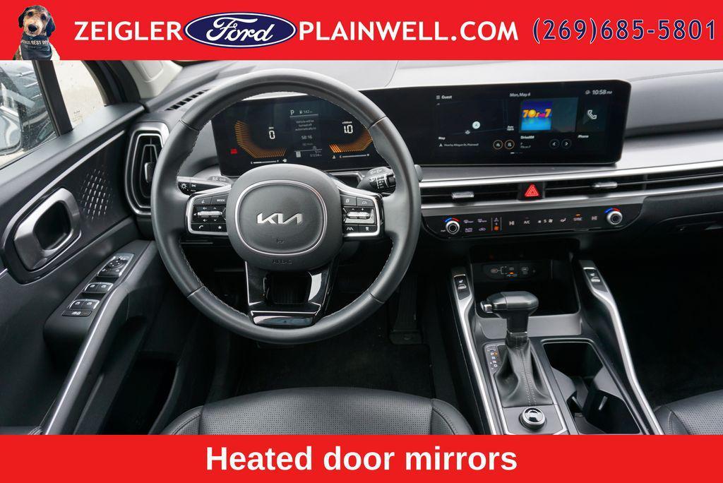 used 2024 Kia Sorento car, priced at $24,934