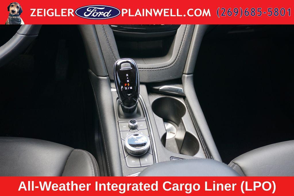 used 2024 Cadillac XT6 car, priced at $39,081