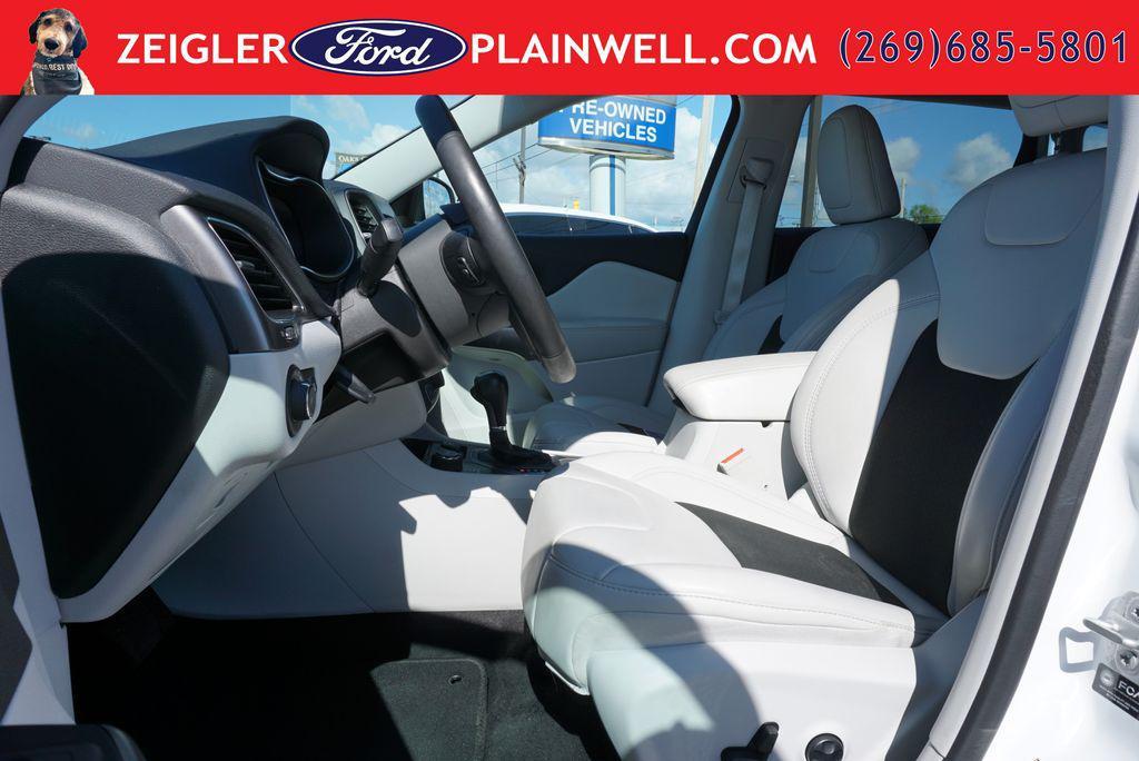 used 2021 Jeep Cherokee car, priced at $18,674