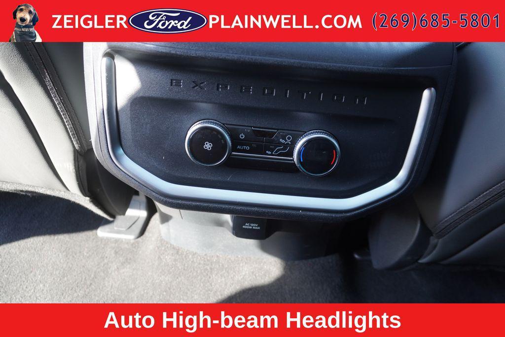 used 2025 Ford Expedition car, priced at $57,459