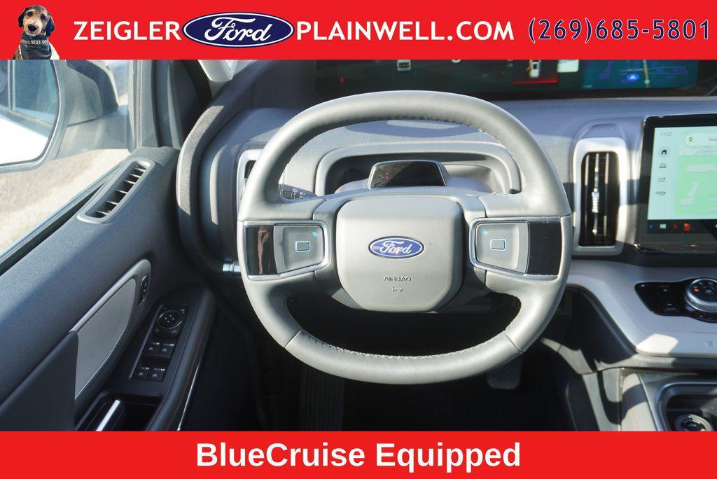 used 2025 Ford Expedition car, priced at $57,459