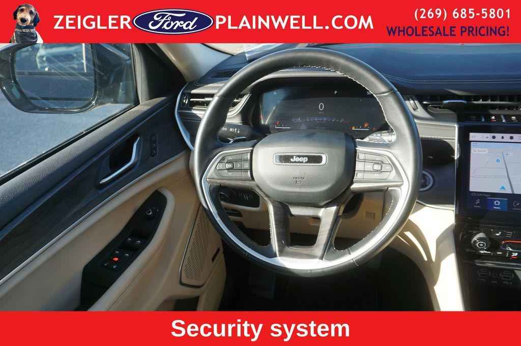 used 2022 Jeep Grand Cherokee car, priced at $19,500