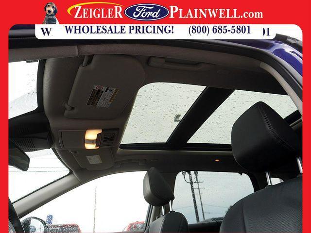 2022 Blue Nissan Rogue