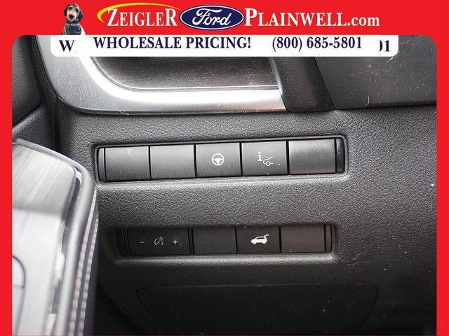 2022 Blue Nissan Rogue