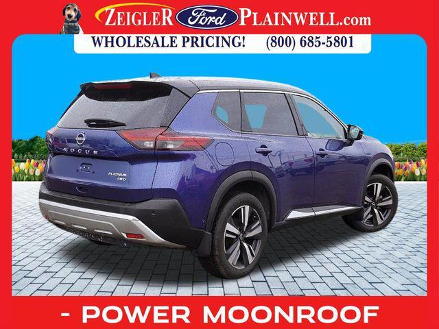 2022 Blue Nissan Rogue